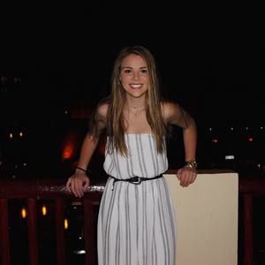 Meet your Posher, Alexandra